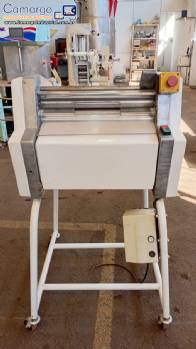 Modeladora de p�es Mac Forno