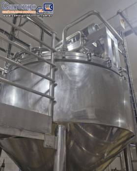 Tanque pulm�o misturador encamisado em inox com agitador 2000 litros