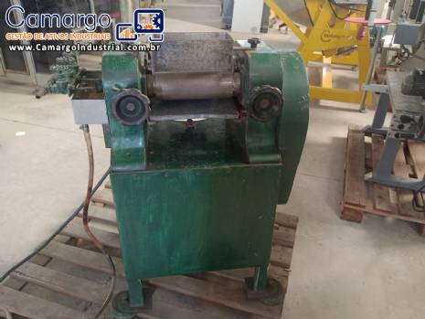 Moinho refinador de rolos em ao carbono 250 mm