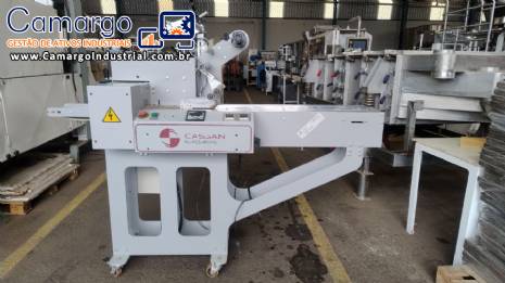 Embaladora flow pack com datador e fotoc�lula  Cassan M�quinas